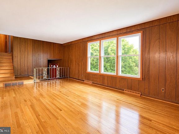 5th image of 1771 Sequoia Dr