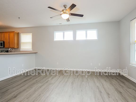 3rd image of 2948 Hervey St