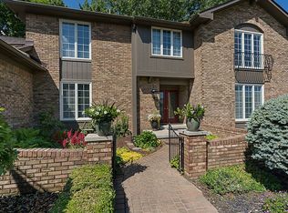 3234 Quail Ridge Cir, Rochester Hills, MI 48309