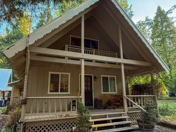 227 Cedar Rd, Trinity Center, CA 96091