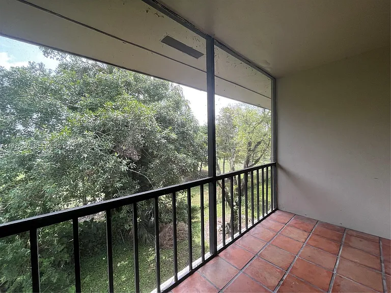 7820 Colony Cir S #301 — Photo 4