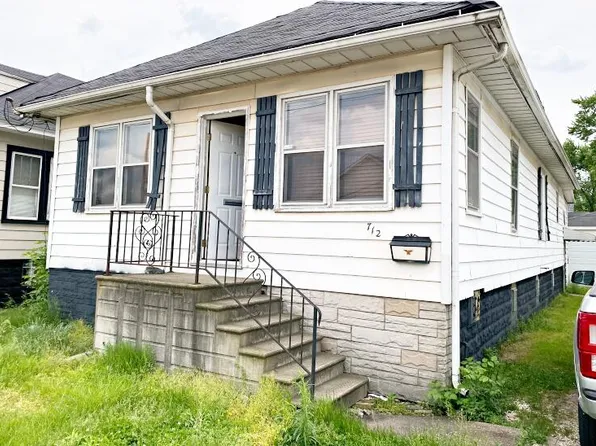 712 Gostlin St, Hammond, IN 46327
