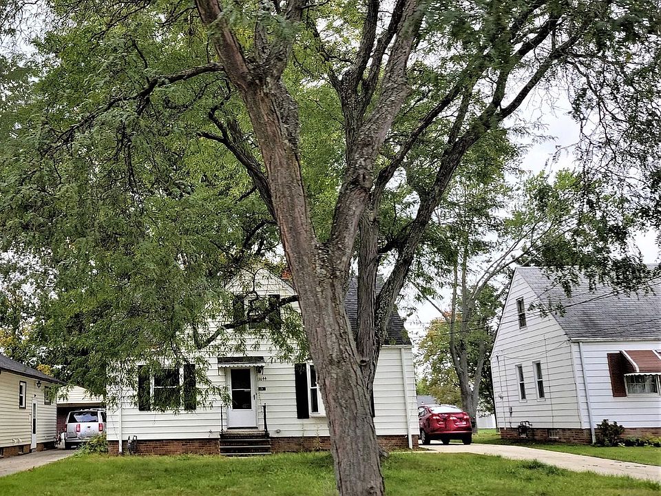 11044 Woodview Blvd, Parma Heights, OH 44130 Zillow