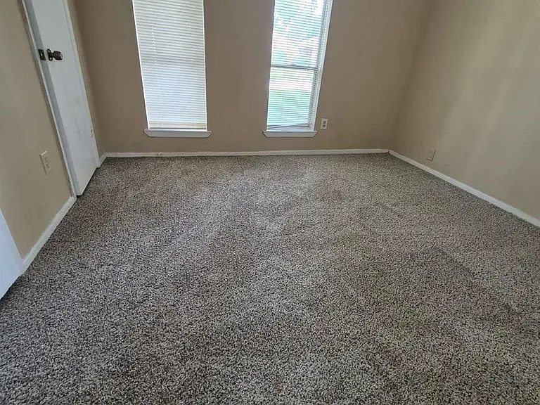 722 Stephanie Dr — Photo 21