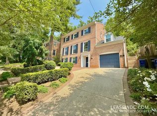 2947 Arizona Ave NW, Washington, DC 20016