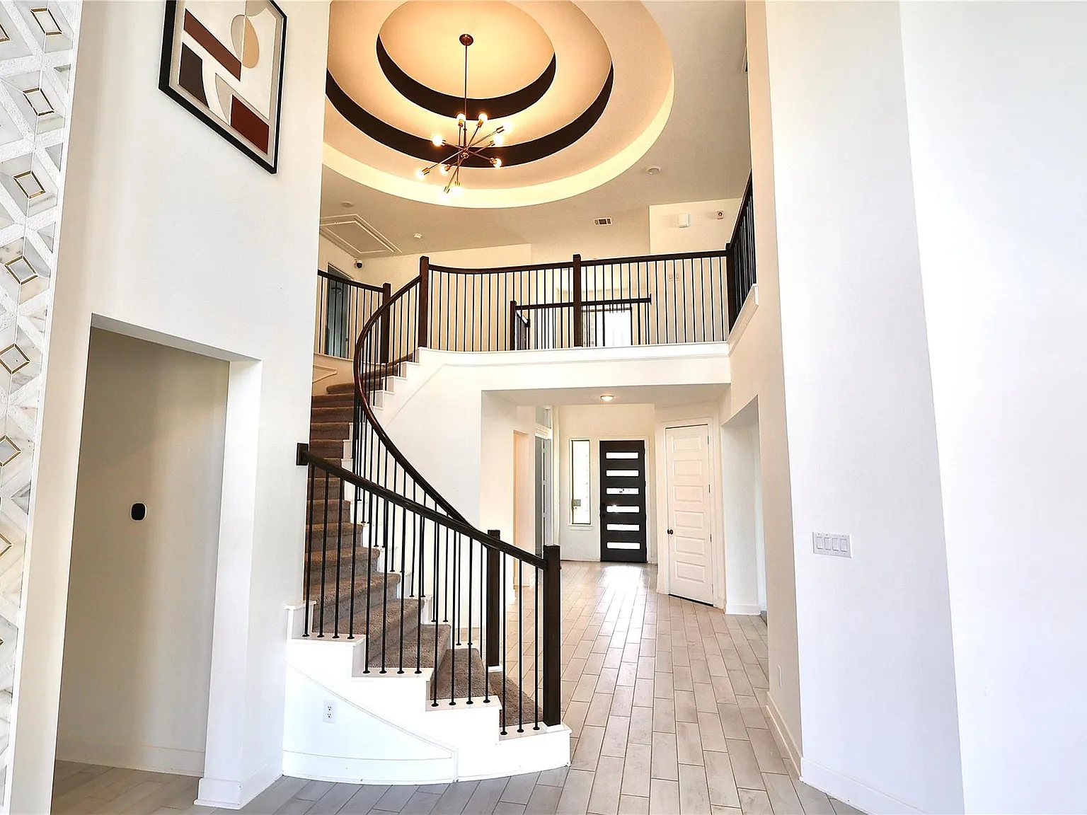 5 bed, 4.5 bath, 3427 sqft, $3,500 — Photo 4