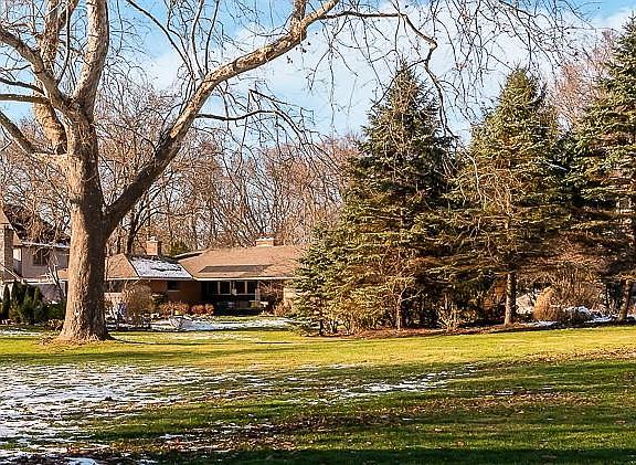 2nd image of 2764 River Park Dr