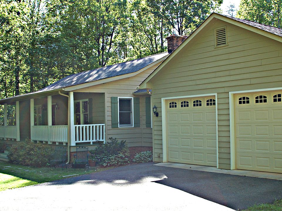 1st image of 105 Summerwood Ln