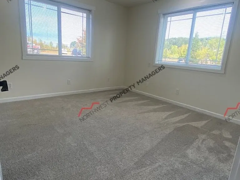 116 Taylor Rd — Photo 13