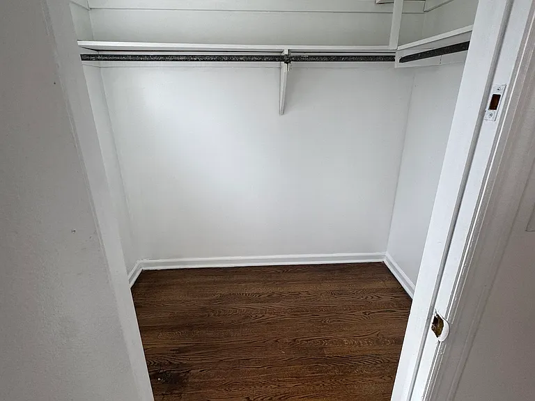 737 Linden Ave — Photo 13