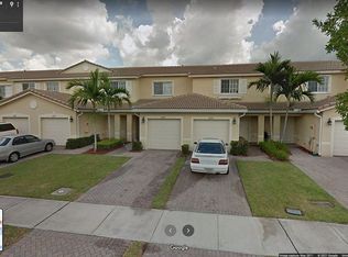 8977 Chambers St, Tamarac, FL 33321