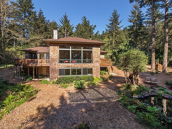 5th image of 412 Westgate Dr