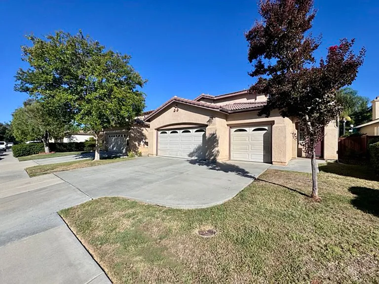 30906 Crystalaire Dr — Photo 3