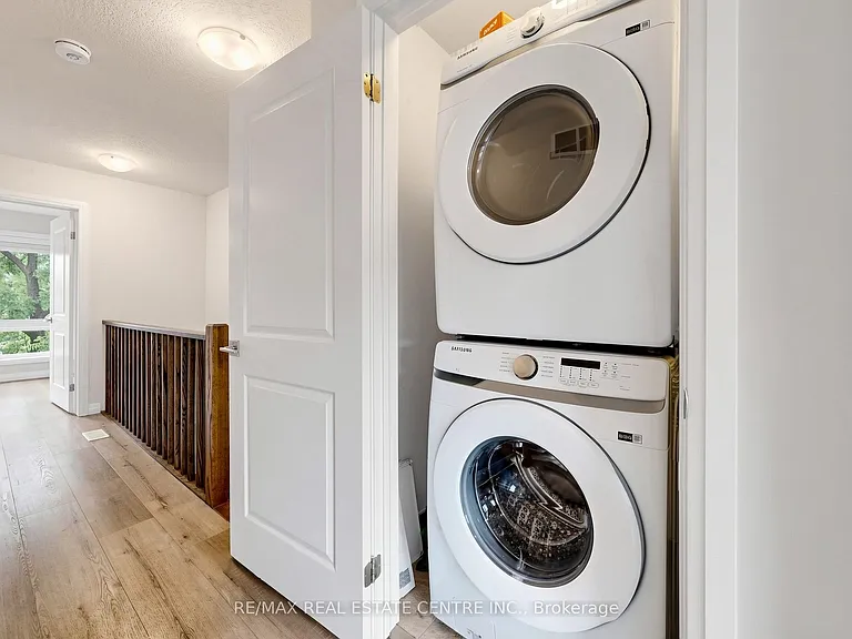 720 Grey St S #55 — Photo 39