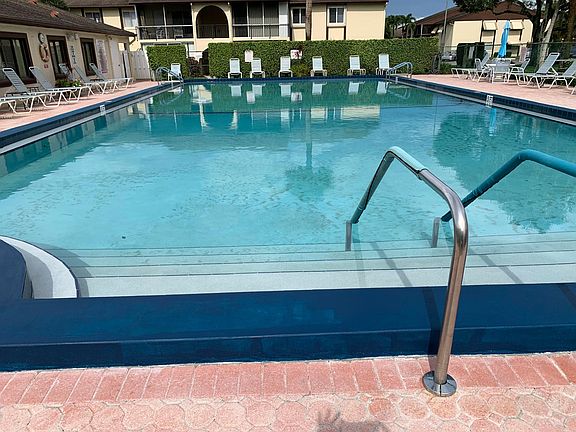 4th image of 3528 La Mar Court #B2
