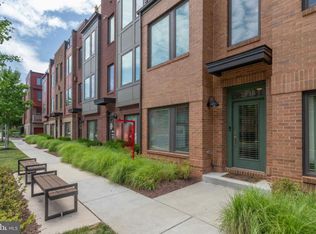 2948 Stella Blue Ln, Fairfax, VA 22031