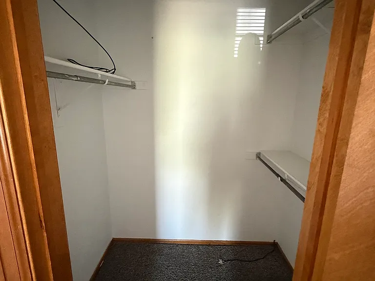 5053 Deephaven Ct — Photo 9