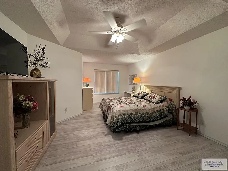 33 Shenandoah River Dr — Photo 16
