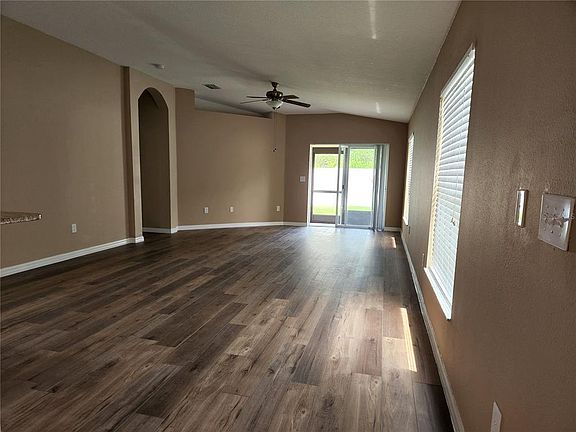 2nd image of 7714 Carriage Pointe Dr