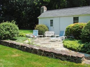 337 Hollow Tree Ridge Rd, Darien, CT 06820