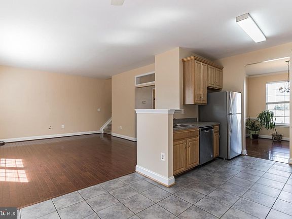 2nd image of 21524 Wilcutt St
