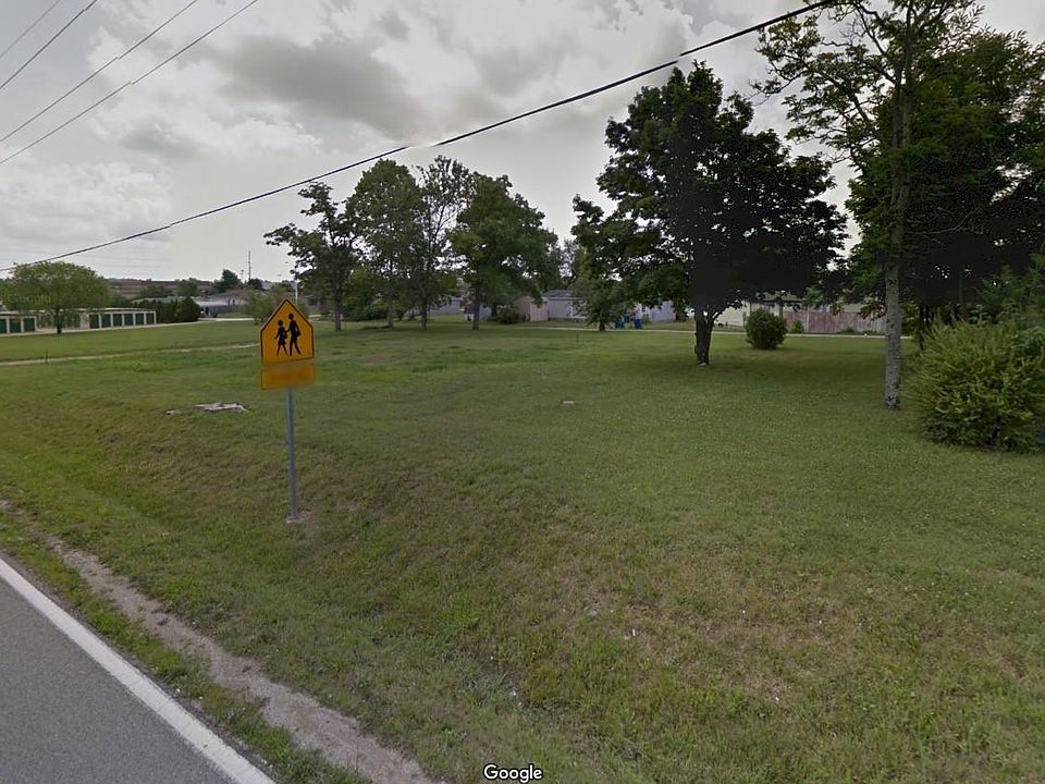 2nd image of 1686 State Dr