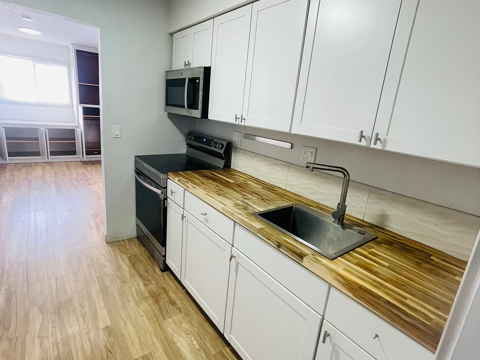 1 bed, 475 sqft, $1,200 — Photo 4