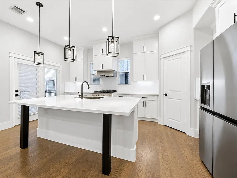 1421 23rd St #B — Photo 12