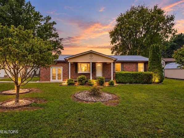 219 W Bowman Cir, La Follette, TN 37766
