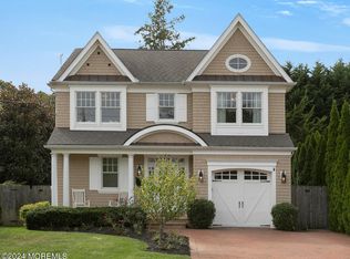 88 Lafayette St, Rumson, NJ 07760