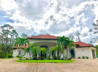 621 7th St SW, Naples, FL 34117