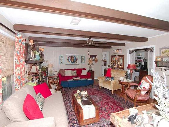 2nd image of 1824 Lindenwood Dr