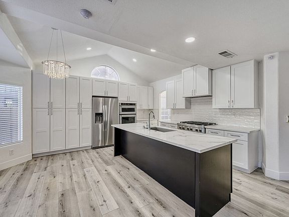 4th image of 1716 Tesara Vista Pl