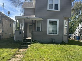 1007 Wright St, Oshkosh, WI 54901