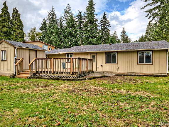 4th image of 9704 204th Avenue Ct E