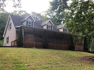 2 Johnny Marlow Rd, Fairview, NC 28730