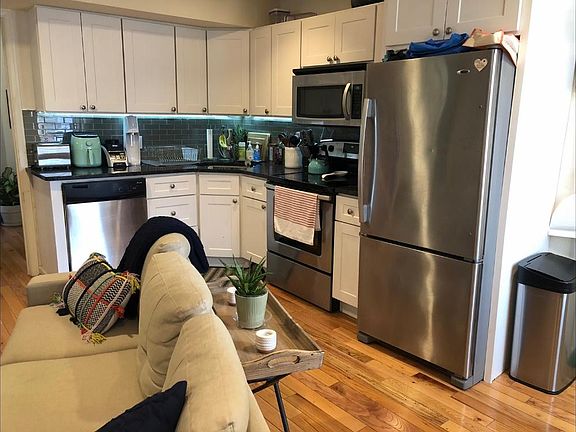 4th image of 1525 Frankford Ave #2F