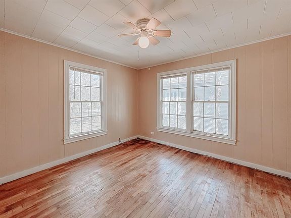5th image of 1418 Sycamore Ave