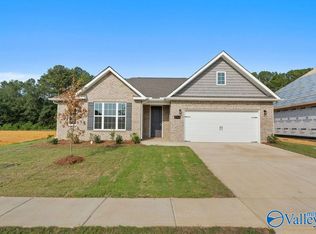 905 Ronnie Dr, Hartselle, AL 35630