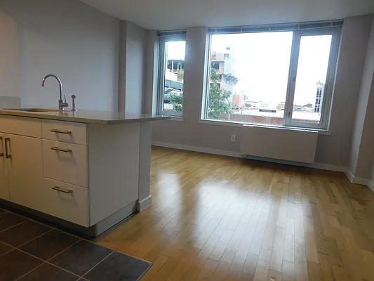 Rented by LCOR (Property Manager) | media 8
