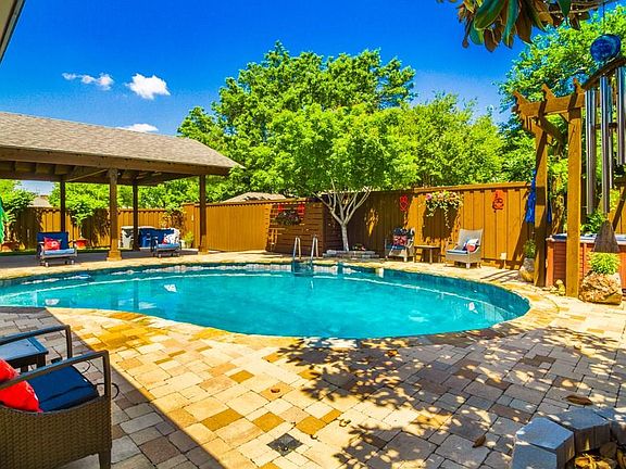 3rd image of 7223 La Bolsa Dr