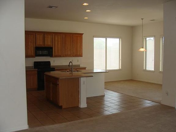 Kitchen & Nook