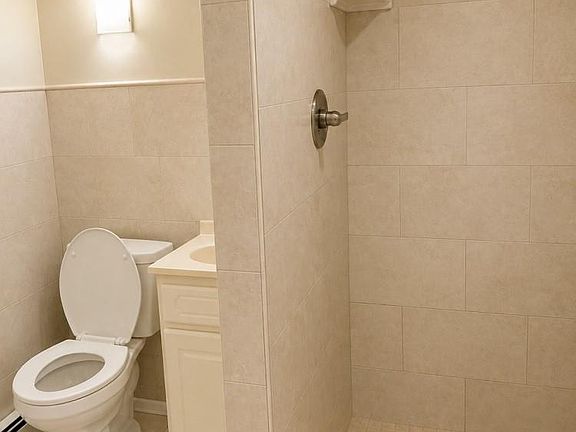 3rd image of 834 E 229th Street