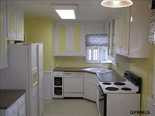 3rd image of 1511 N Hancock St