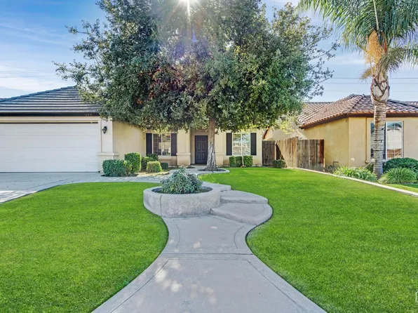 10315 Rio Del Mar Dr, Bakersfield, CA 93311