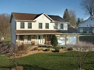 1525 Robbins Station Rd, North Huntingdon, PA 15642
