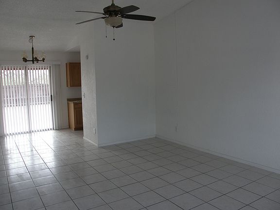 Living Room/Dinning Room
