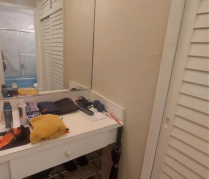1408 Brickell Bay Dr #216 — Photo 6
