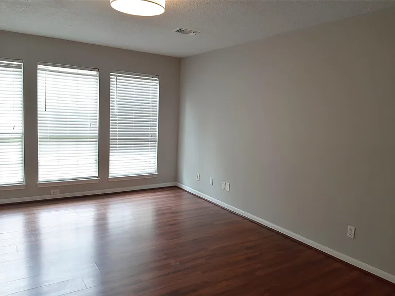 1706 Calveryman Ln — Photo 12