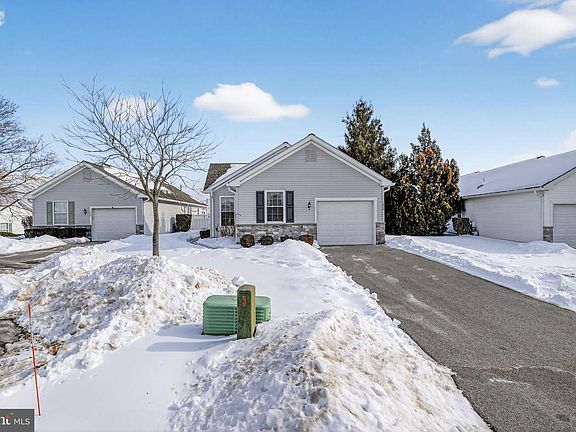4th image of 1806 Red Fox Ln
